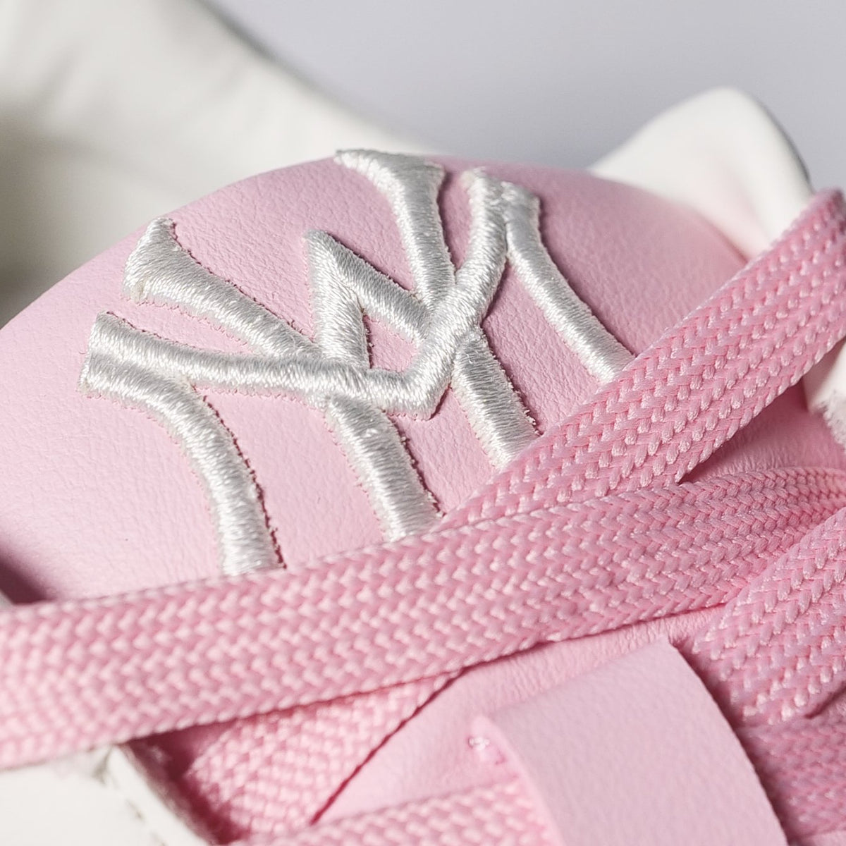 WATSON CONCORD SNEAKERS (PINKBERRY)