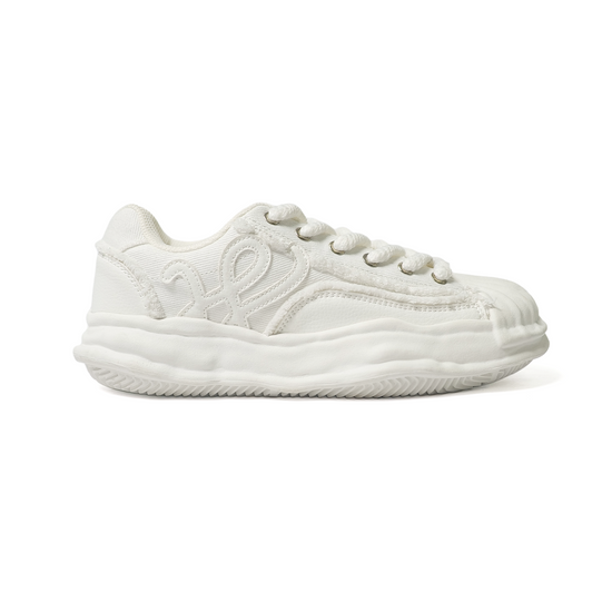 Watson Shell Shock low-top sneaker in Blank Slate, white – alternate view 2