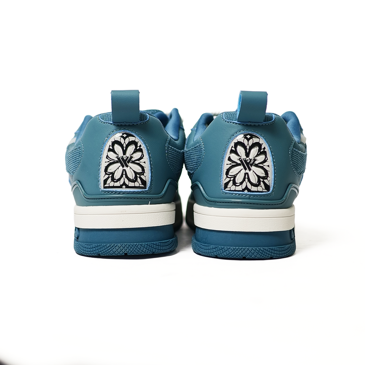 Watson K Flip low-top sneaker in Ice Breath, pink and silver – alternate view 3