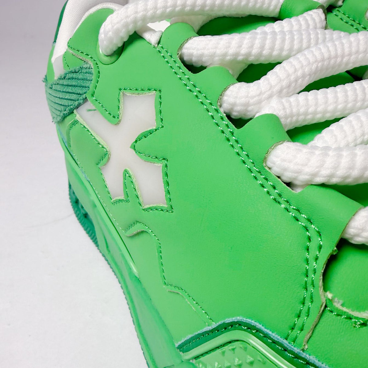 Watson K Flip low-top sneaker in Kelly Green, green and white – alternate view 9