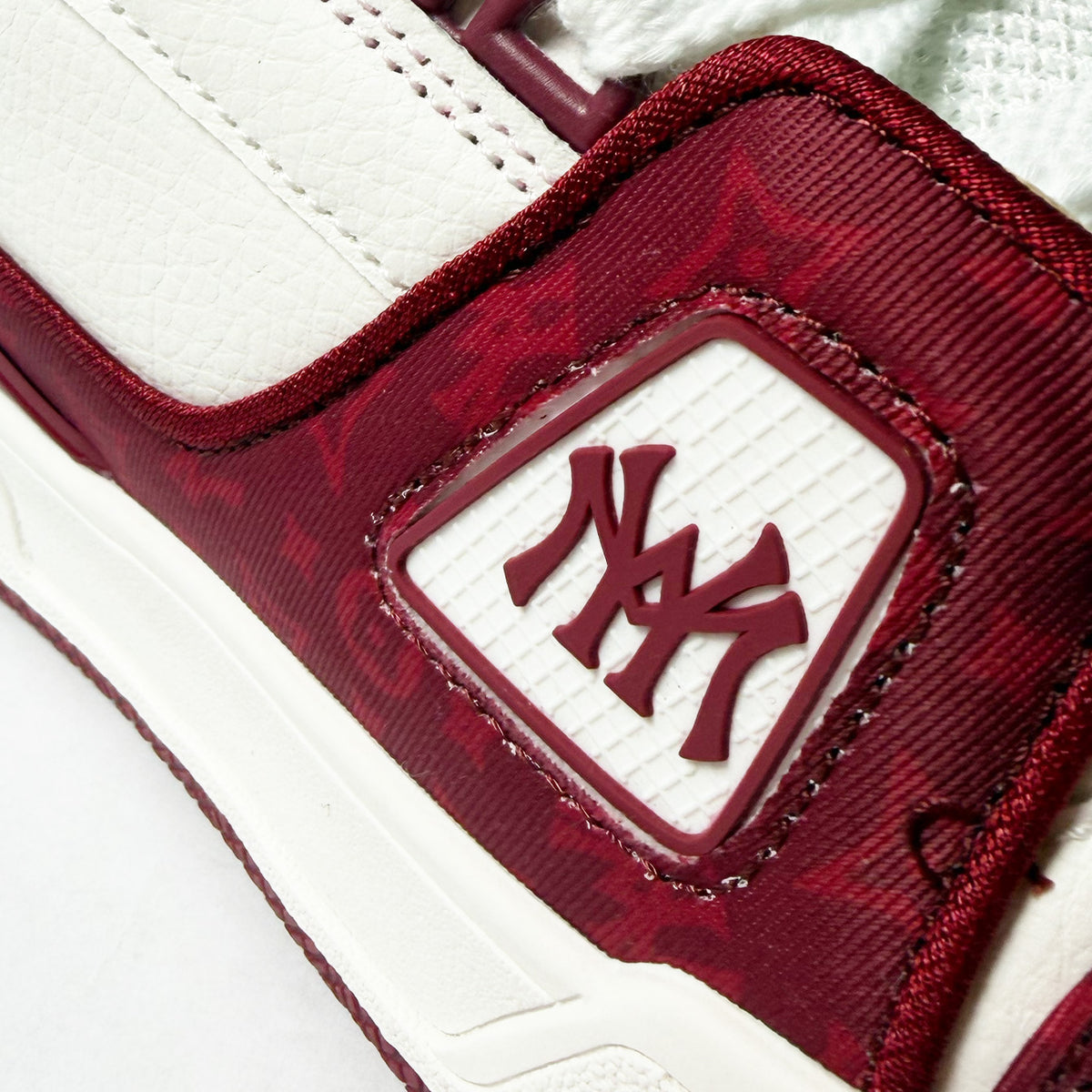 Watson Vulture V2 low-top sneaker in Fine Wine, red and white – alternate view 9