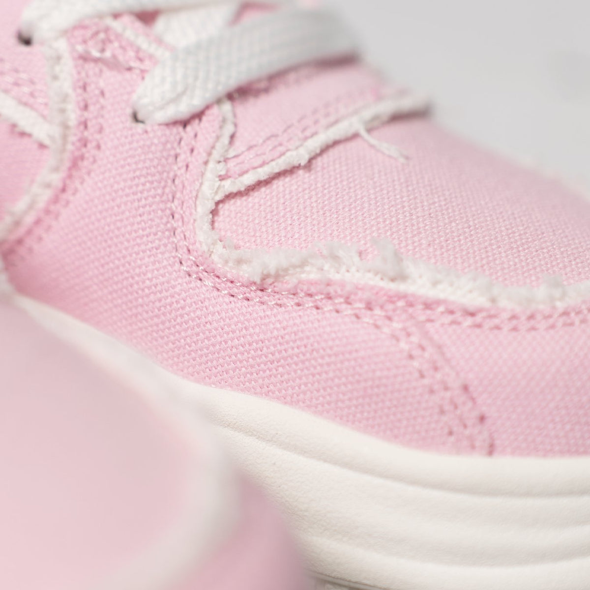 WATSON OVER TIME SNEAKERS (LILAC)