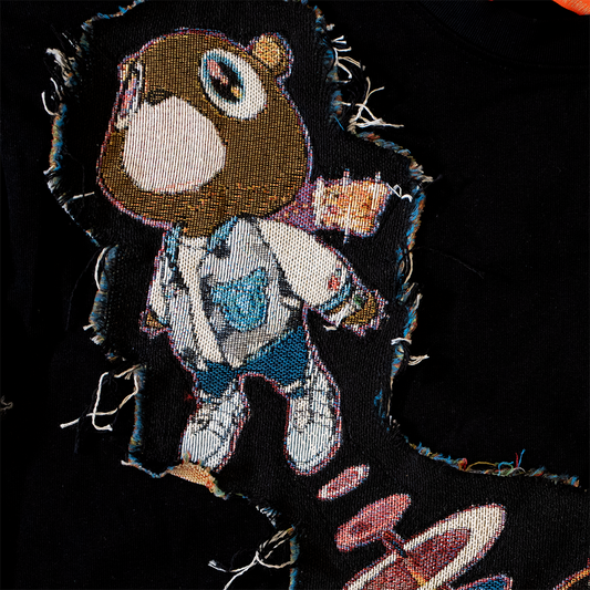 GRADUATION TAPESTRY T-SHIRT