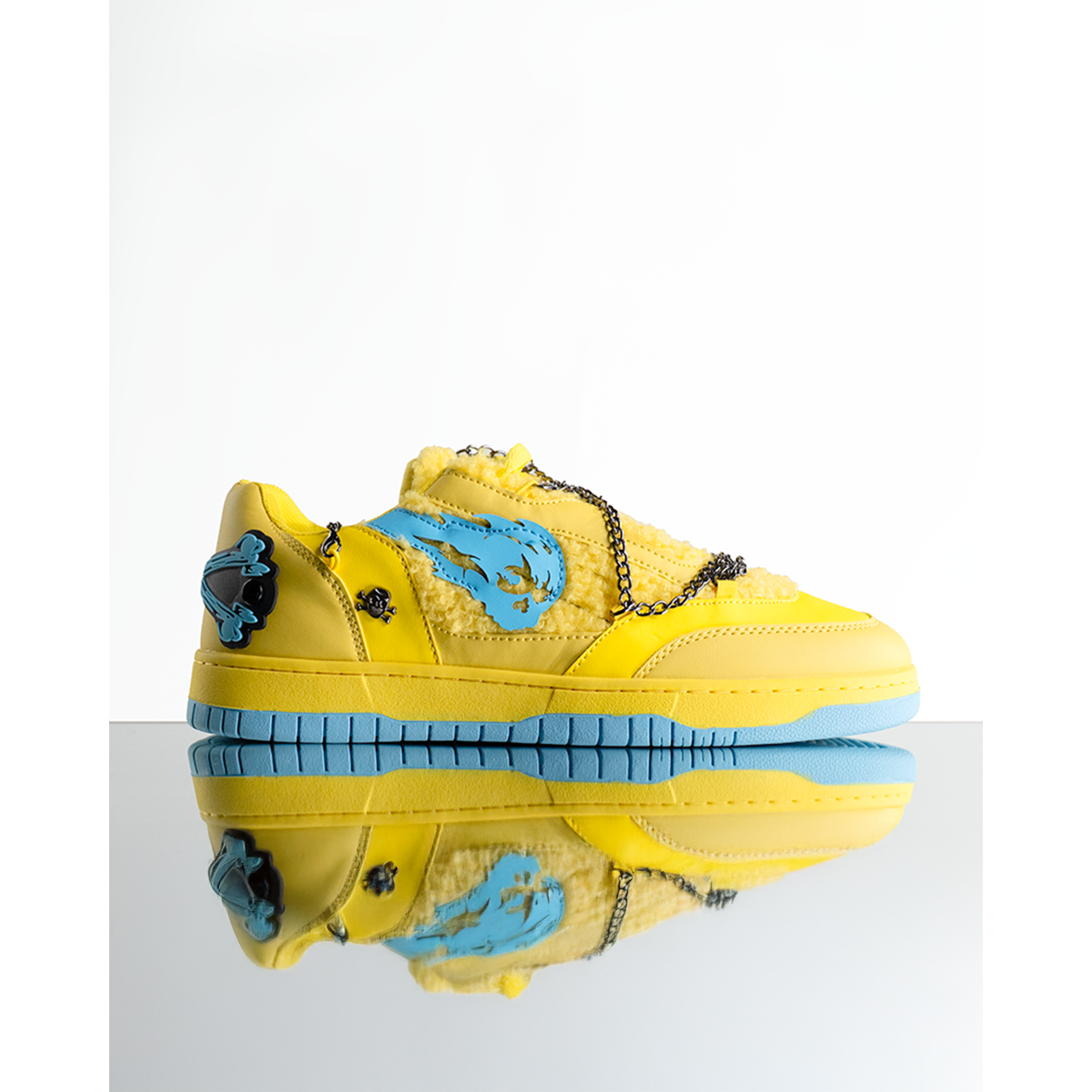 COURT CLASSIC SNEAKERS (UNCHAINED BEARS YELLOW)