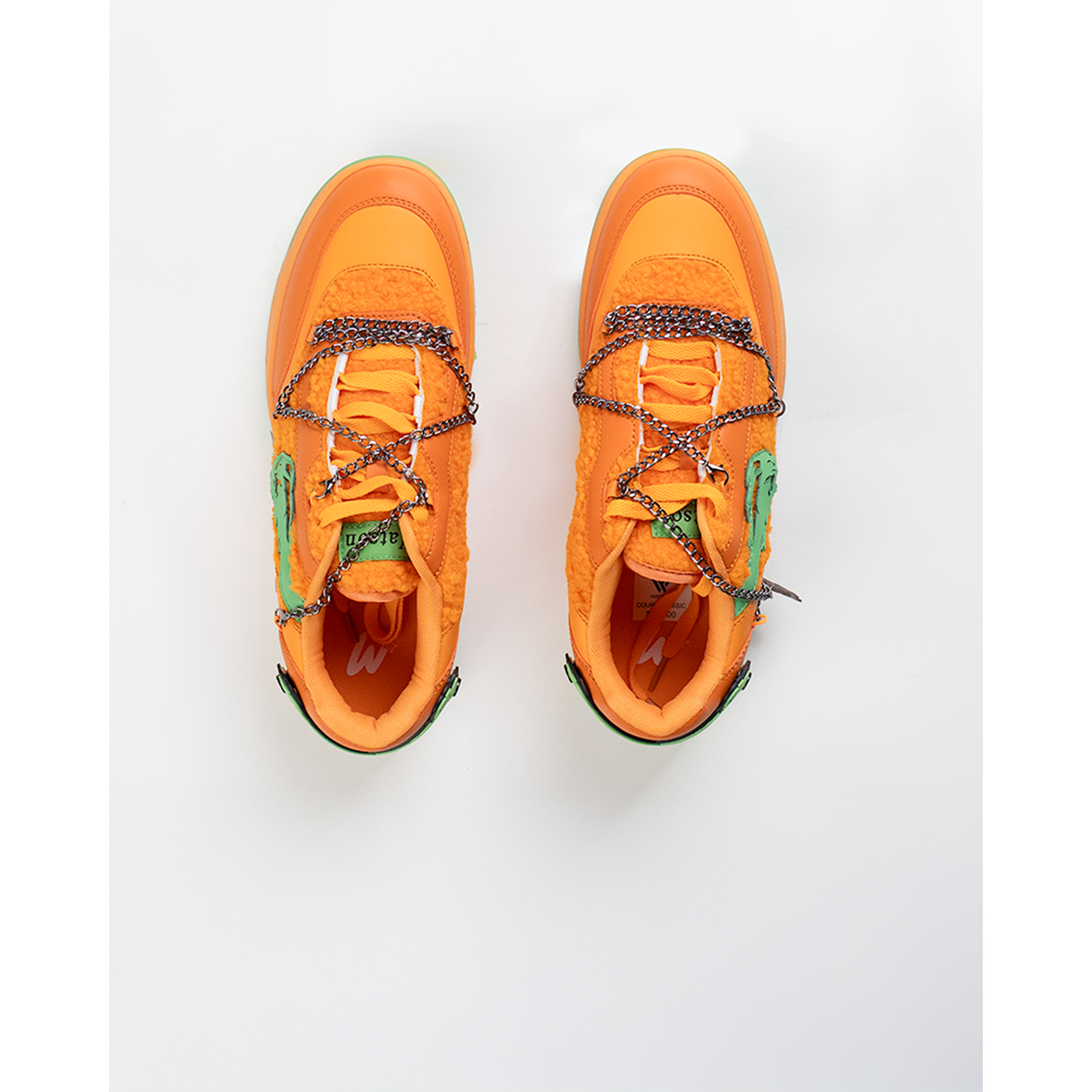 COURT CLASSIC SNEAKERS (UNCHAINED BEARS ORANGE)