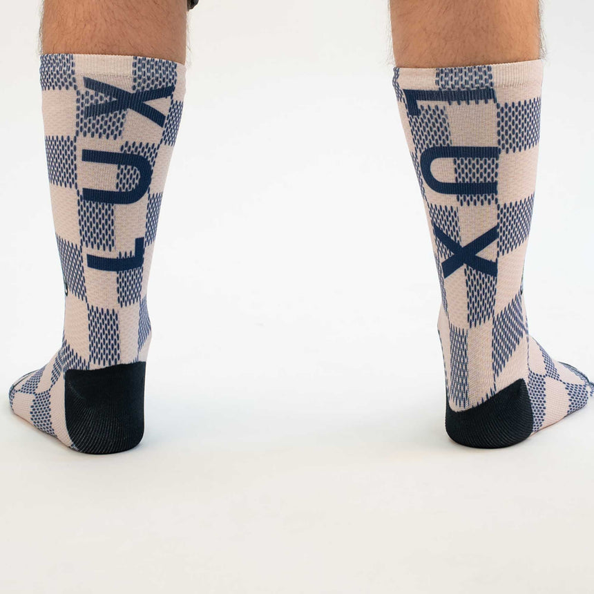 LUX SOCKS (TAN)