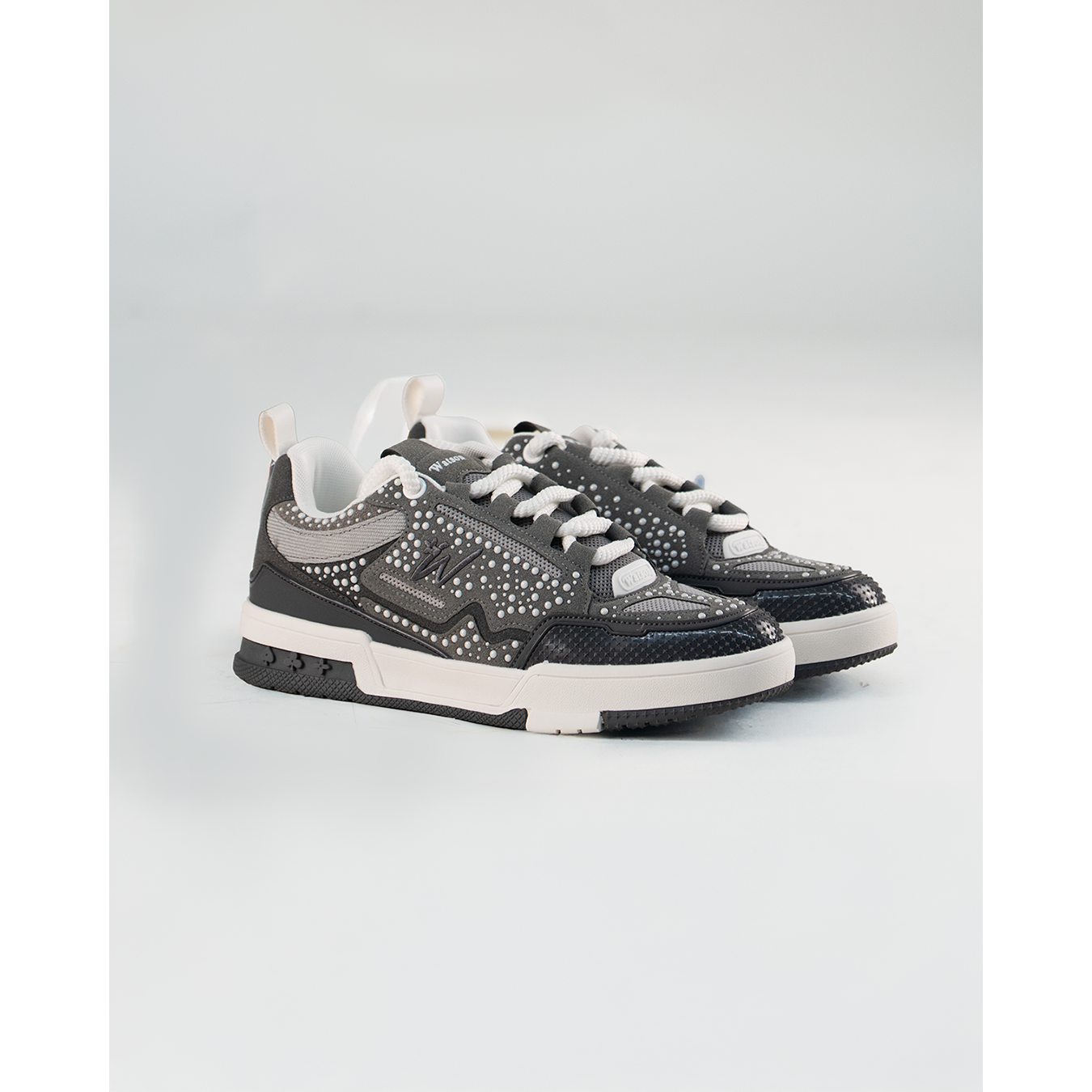 WATSON K FLIP PEARLS SNEAKERS (COOL GREY)