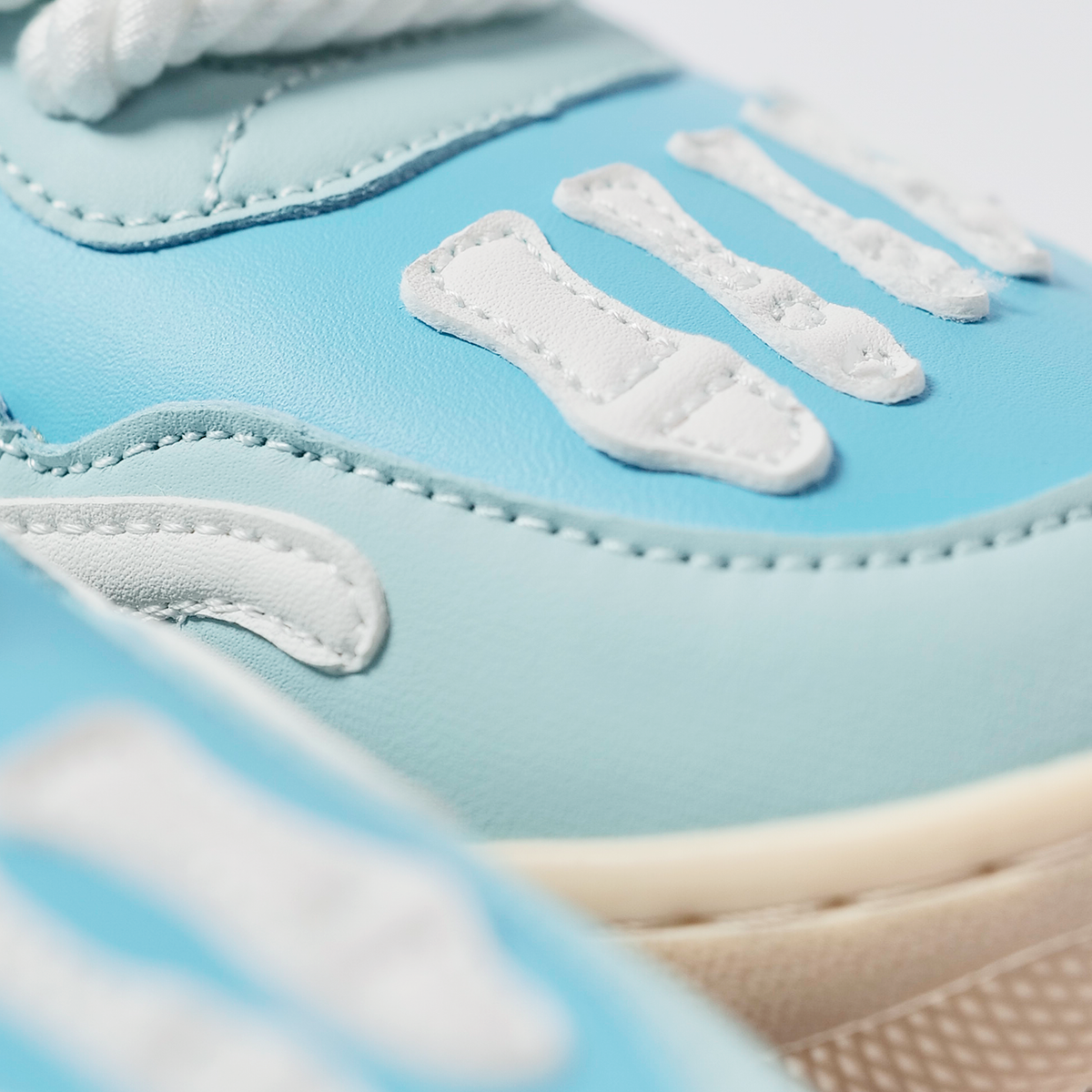Watson Bones low-top sneaker in Beach Day, blue and white – alternate view 5