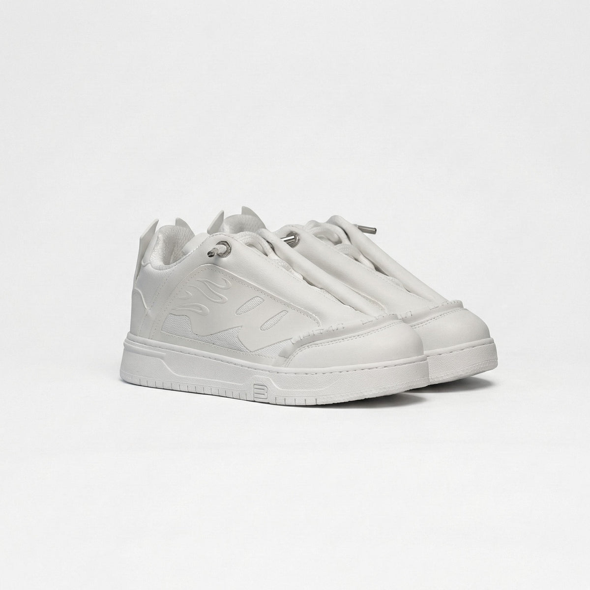 Watson Invader low-top sneaker in Moon, white