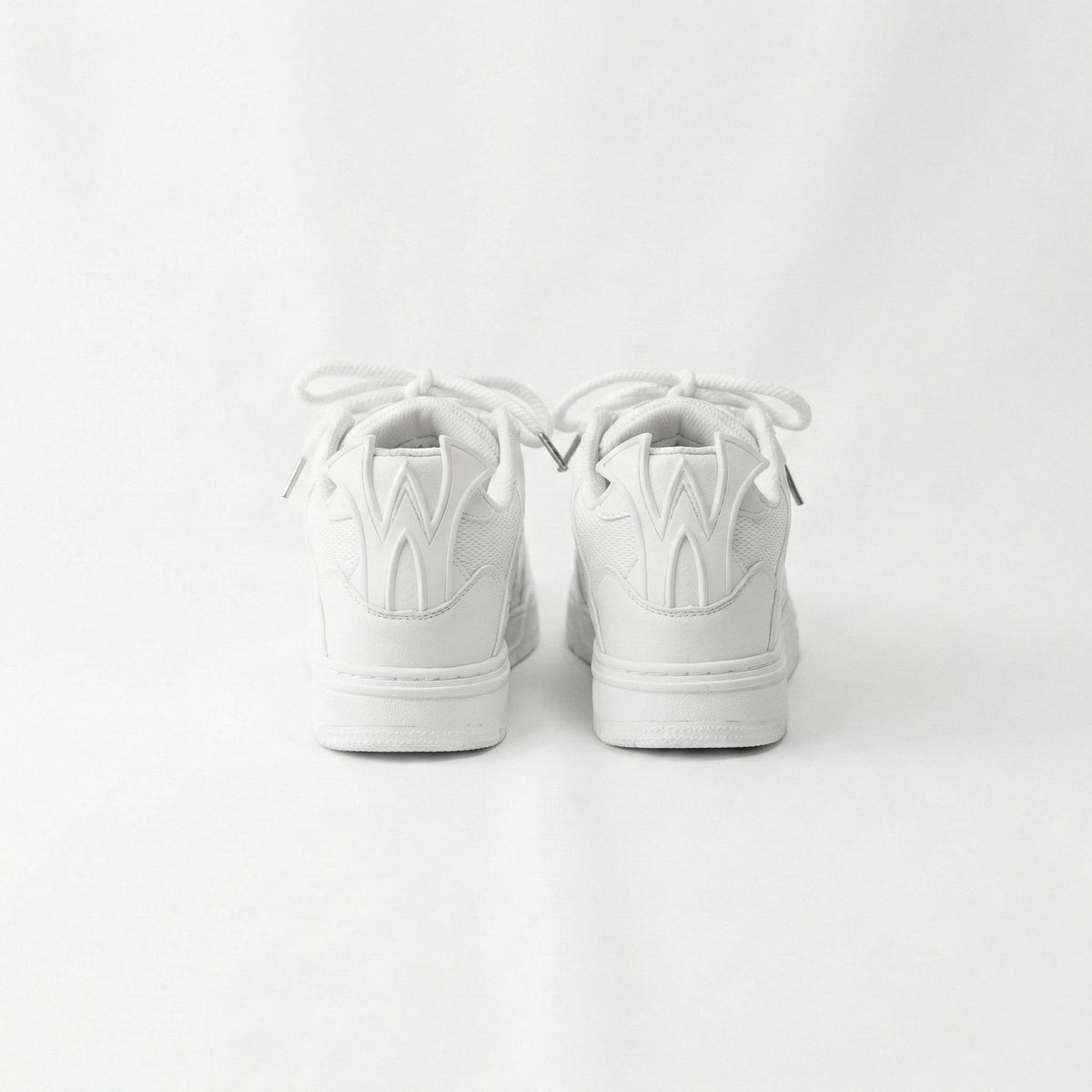 Watson Invader low-top sneaker in Moon, white – alternate view 3