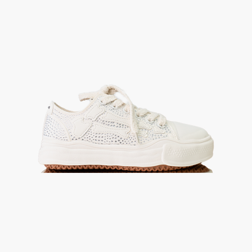 Vulcan low-top sneaker in Cream Jewel, beige and white – alternate view 2