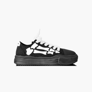 Vulcan low-top sneaker in Night Jewel, black and white – alternate view 2