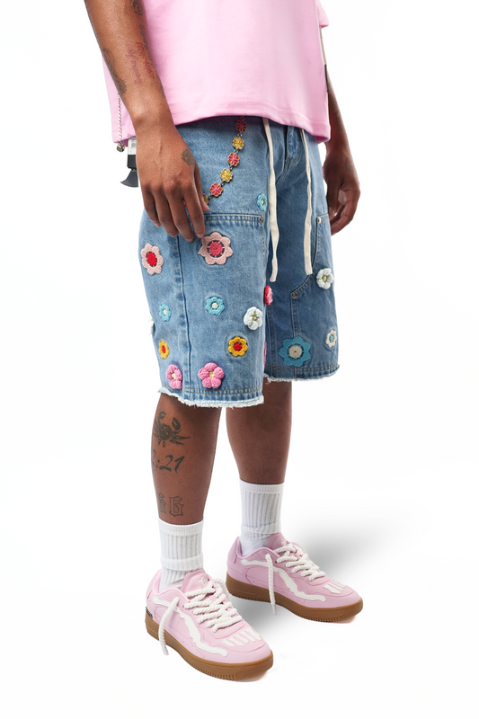 WATSON CROCHET FLOWER LIGHT WASH DENIM SHORTS