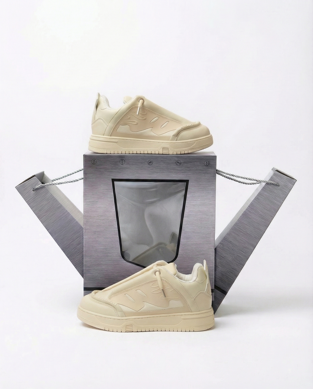Watson Invader low-top sneaker in Cream, beige – alternate view 5