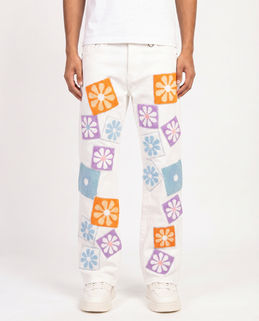 CHENILLE FLOWER STACKED DENIM PANTS (WHITE)